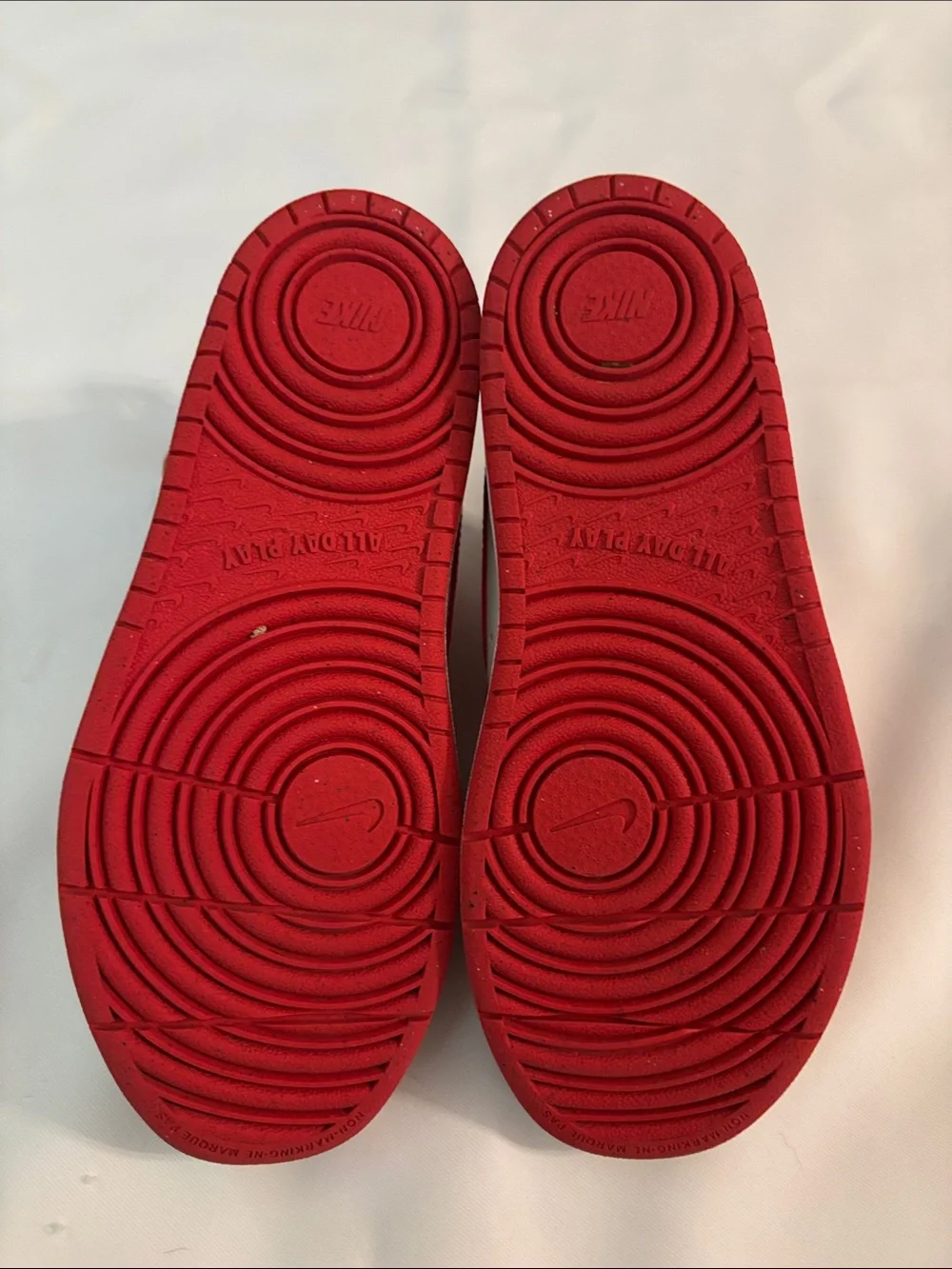 Nike court borough low 2